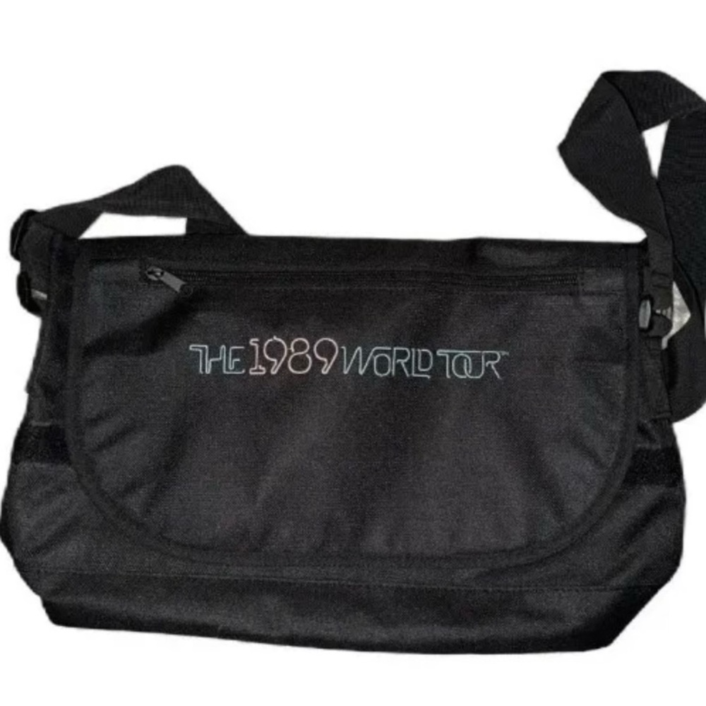 Taylor Swift 1989 World Tour Tote Bag